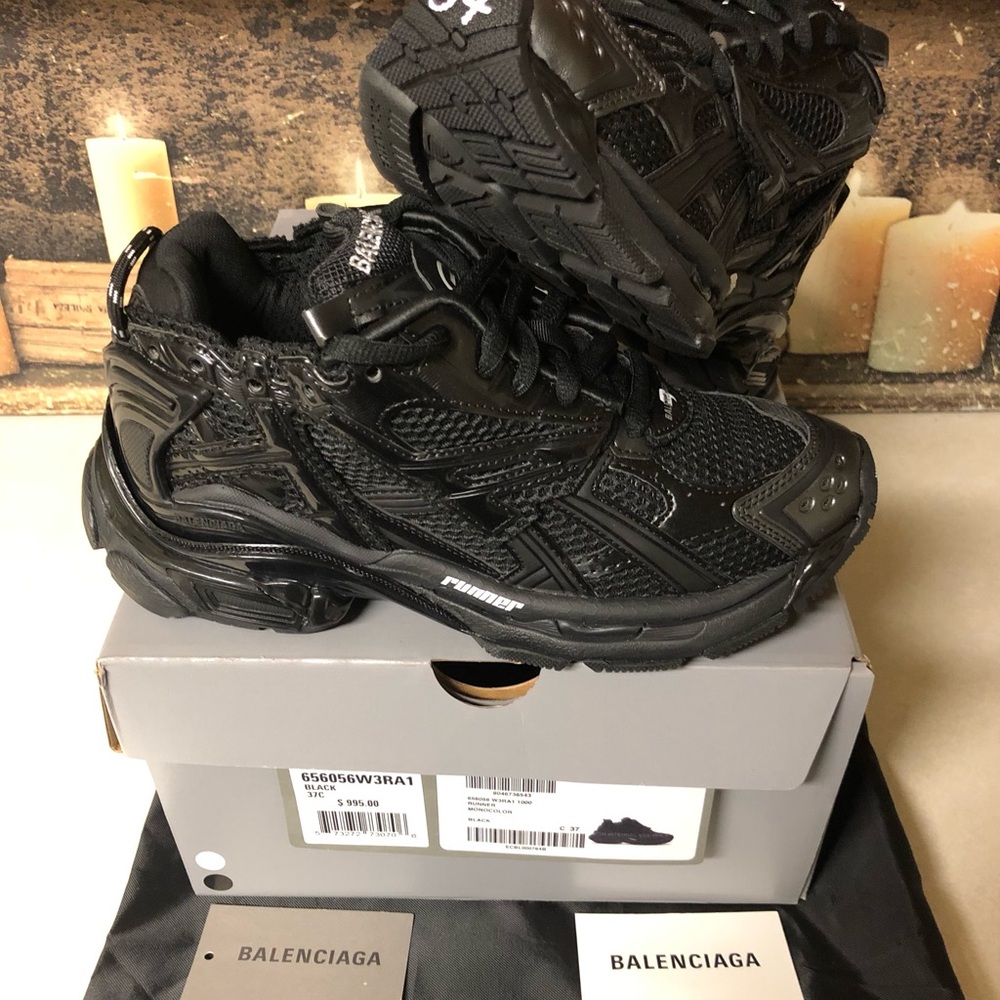 Balenciaga Runner Track Trainer Sneaker Low-Top Women Size 7 Black